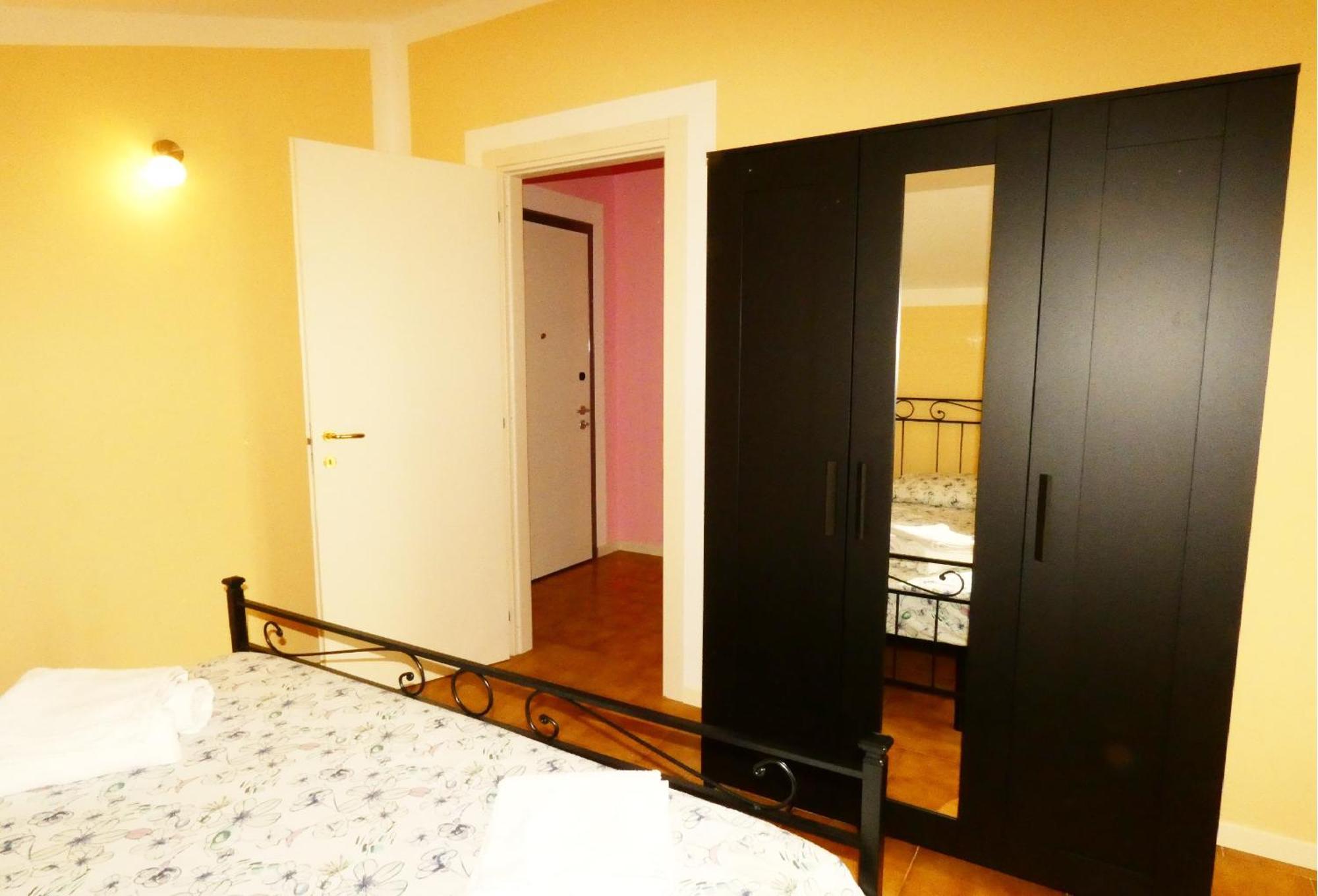 Casa Vacanze Sabrina Polpenazze del Garda Bagian luar foto